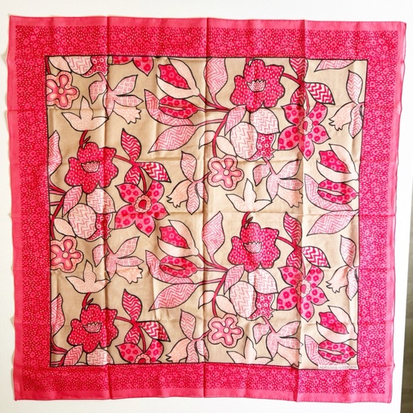 Adrienne Vittadini Accessories - Adrienne Vittadini Vintage Red Flowered Scarf